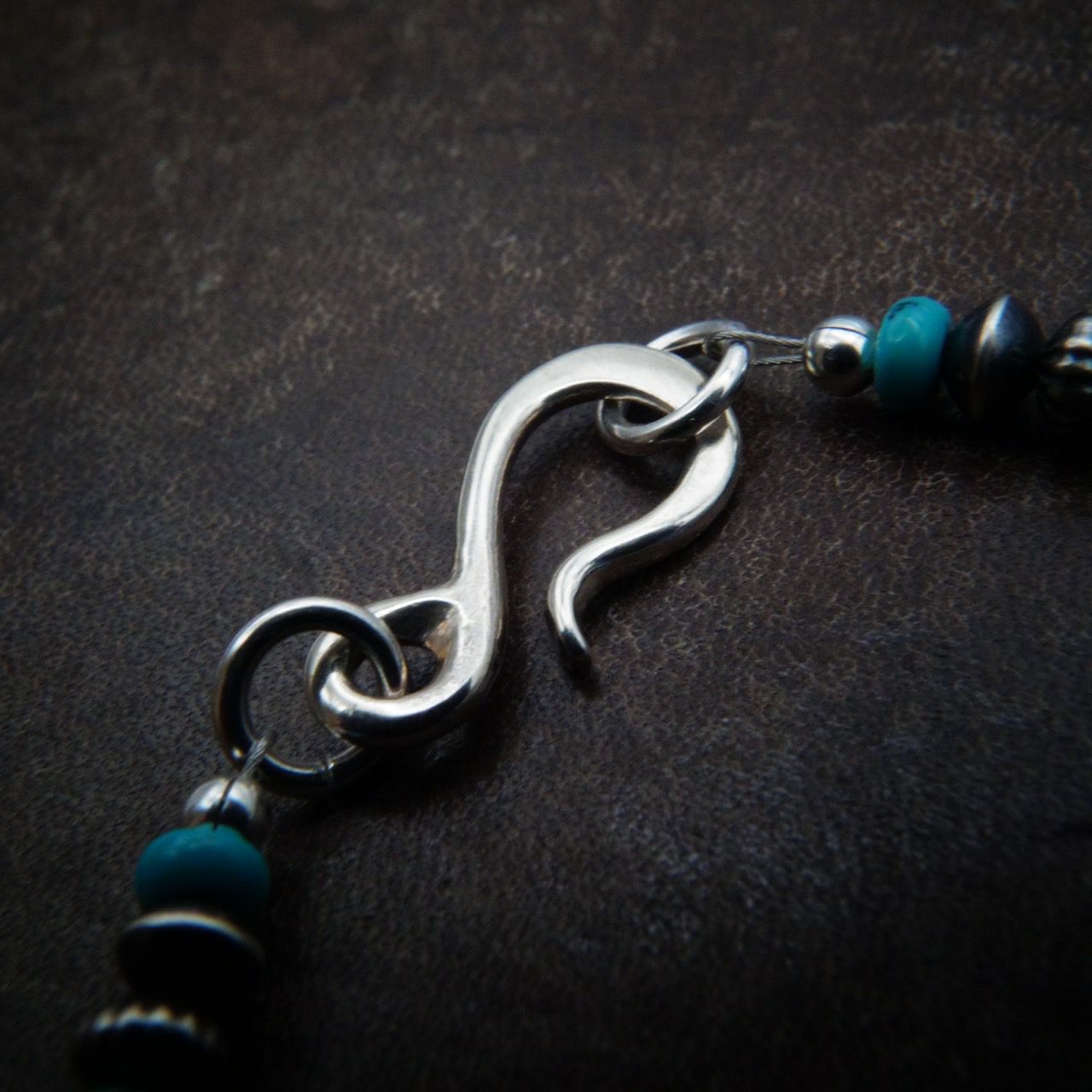 REDMAN シルバー×ゴールド×ターコイズビーズブレスレット シルバー×ゴールド×ターコイズ ビーズブレスレット | REDMAN.